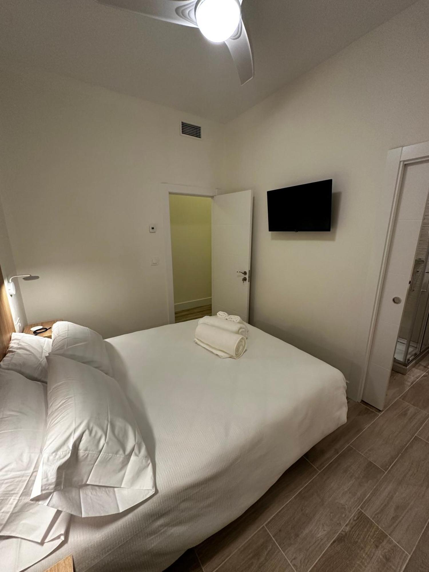 Apartamentos Moncloa Madrid Extérieur photo