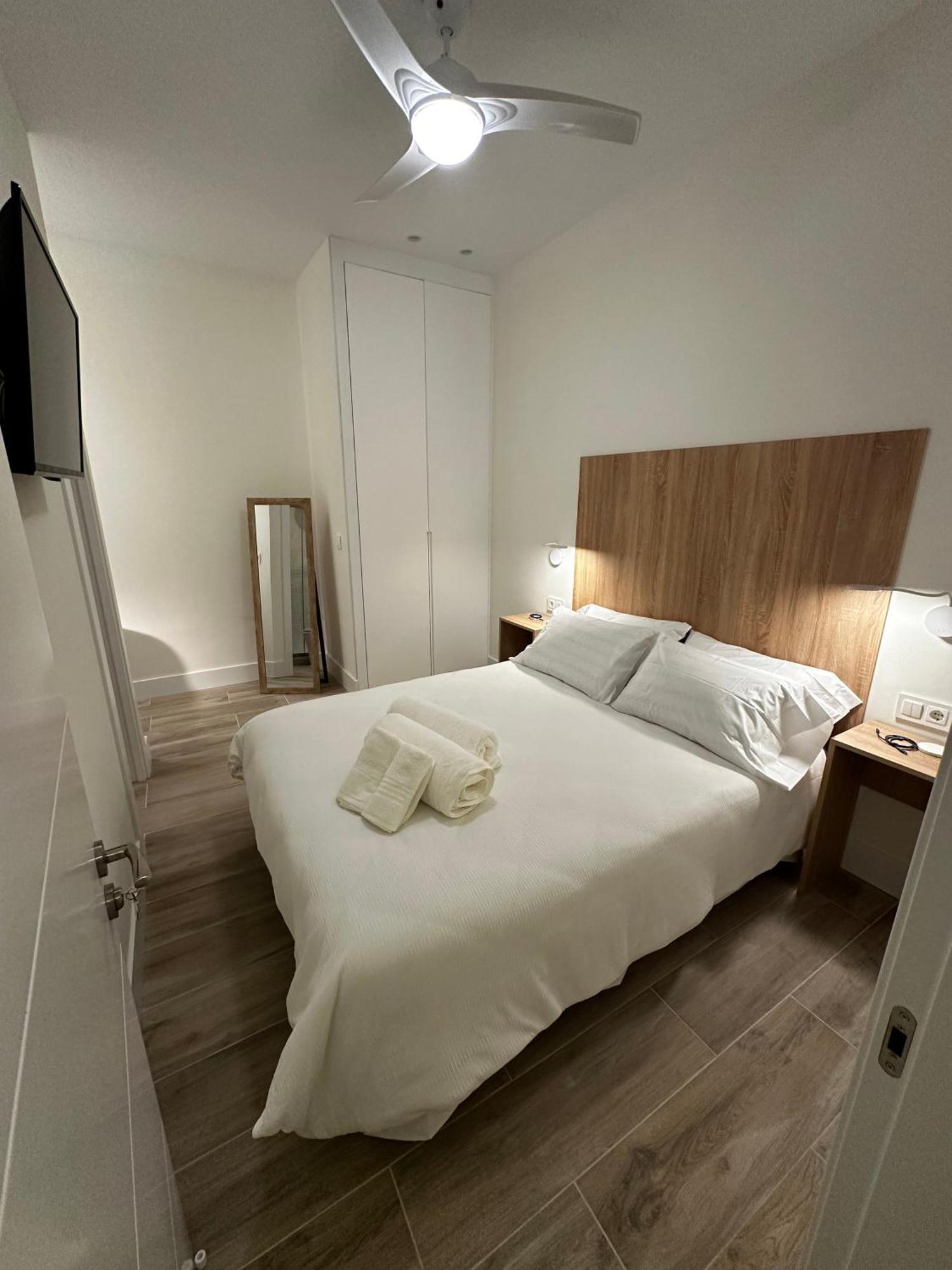 Apartamentos Moncloa Madrid Extérieur photo